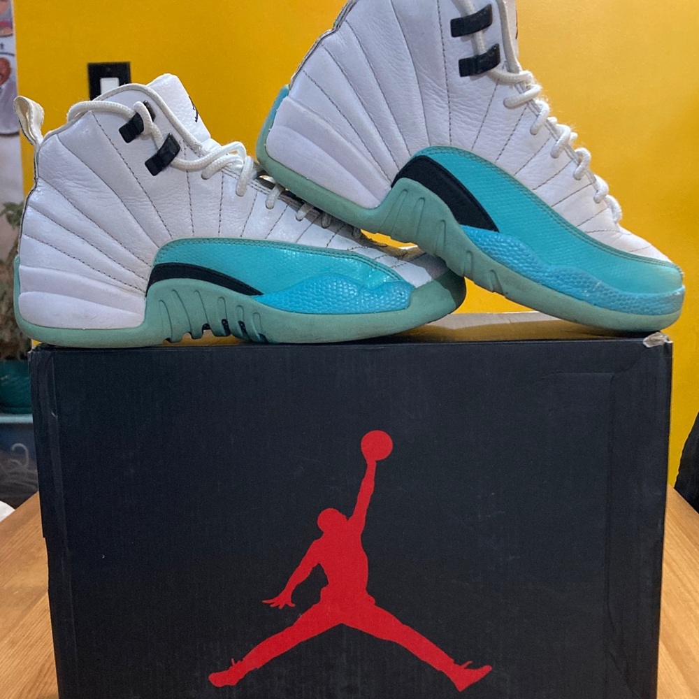 Air Jordan 12 Retro Light Aqua